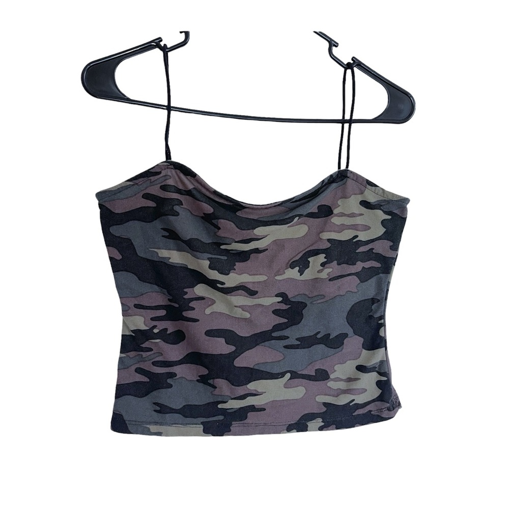 Forever 21 Camo Crop Top Tank-Medium